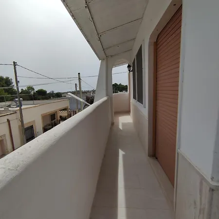Specchiarica Holiday House San Pietro in Bevagna Exterior foto