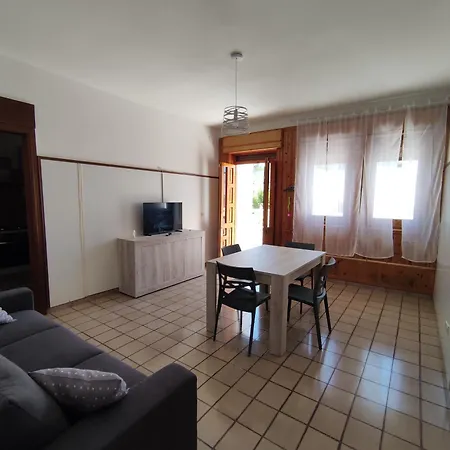 Specchiarica Holiday House San Pietro in Bevagna Exterior foto